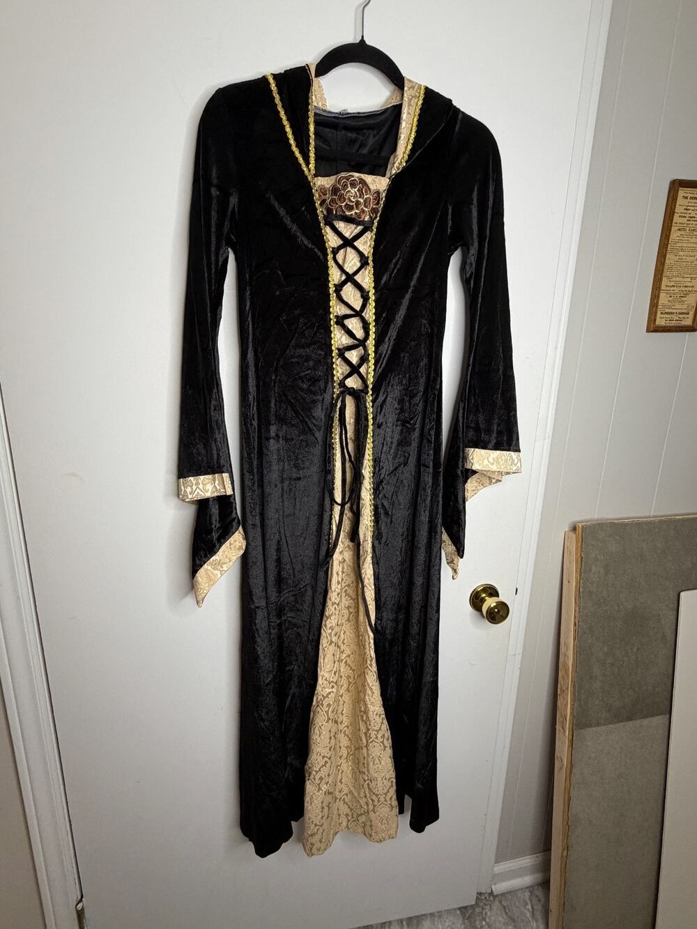 Women Medieval Dress Renaissance, Halloween Costume, Cosplay Size Small/Medium